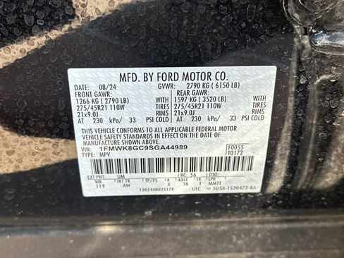 Used 2025 Ford Explorer ST AWD/4WD image 34