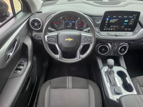 Used 2024 Chevrolet Blazer LT AWD/4WD image 12