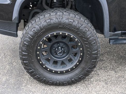 Used 2022 Chevrolet Colorado ZR2 AWD/4WD image 16