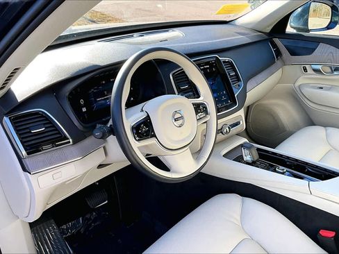 Certified 2024 Volvo XC90 B6 Plus w/ Protection Package Premier image 16