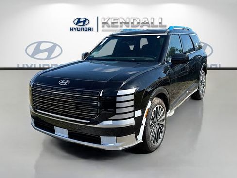 Used 2026 Hyundai Palisade Calligraphy image 3