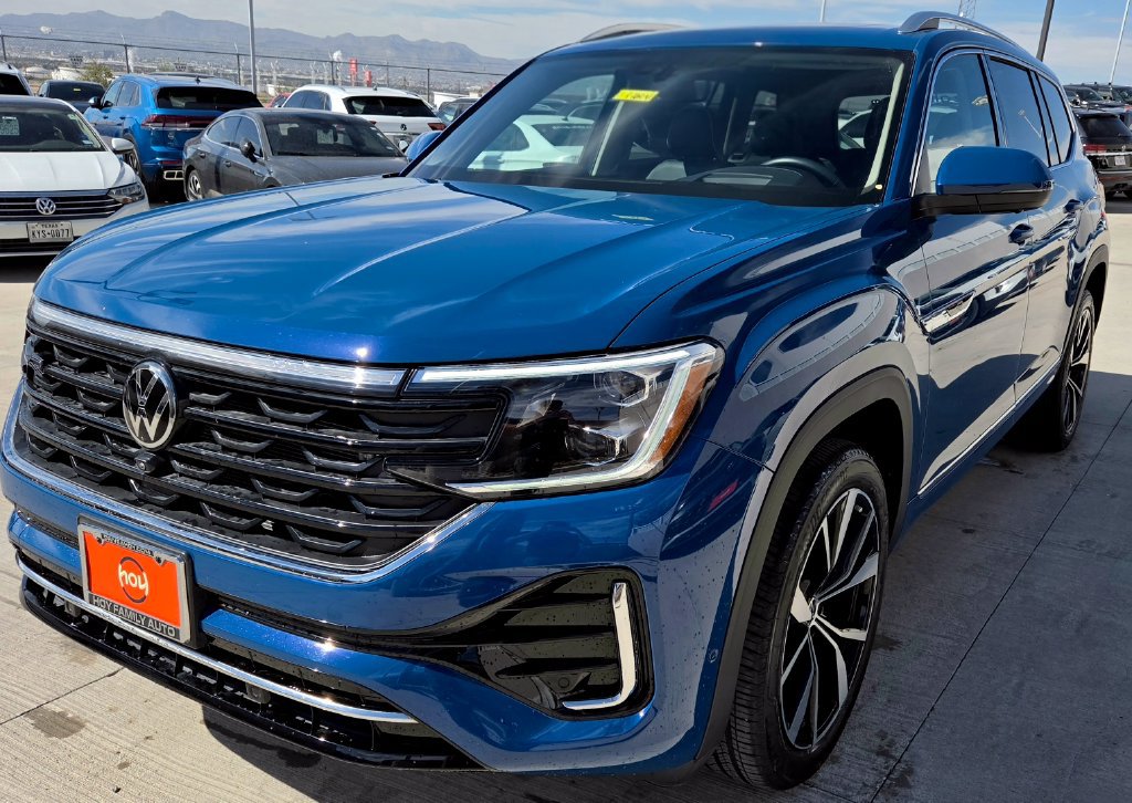 Certified 2025 Volkswagen Atlas SEL Premium R-Line AWD/4WD image 2