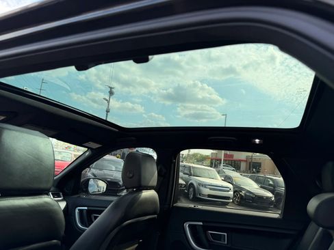 Used 2016 Land Rover Discovery Sport HSE Luxury image 69