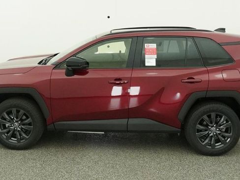 Used 2026 Toyota RAV4 XLE Premium w/ Panoramic Sun Roof Package FWD image 6