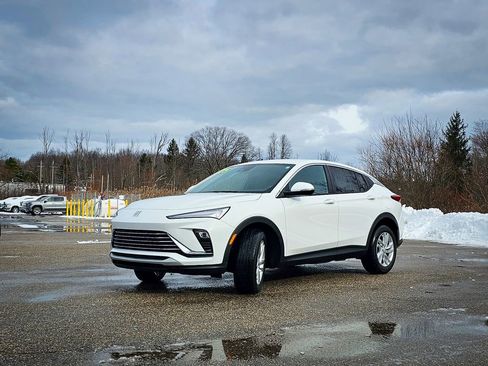 Used 2025 Buick Envista Preferred image 8