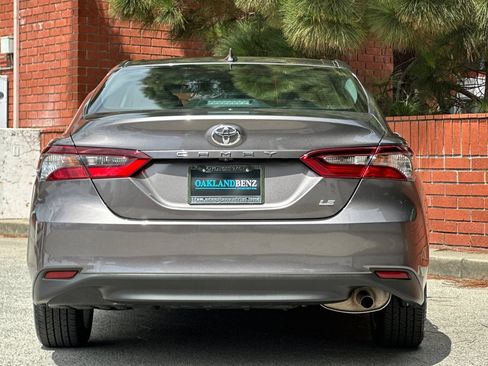 Used 2024 Toyota Camry LE w/ Convenience Package FWD image 5