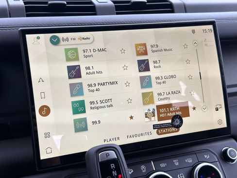 New 2026 Land Rover Defender 110 S AWD/4WD image 22