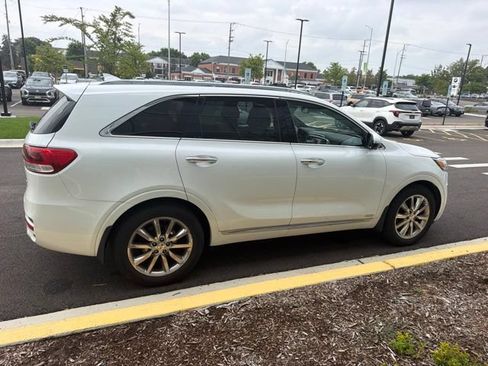 Used 2016 Kia Sorento SX w/ SXL Technology Package AWD/4WD image 10