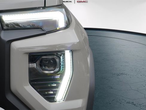 New 2026 GMC Canyon AT4 w/ Technology Plus Package image 2