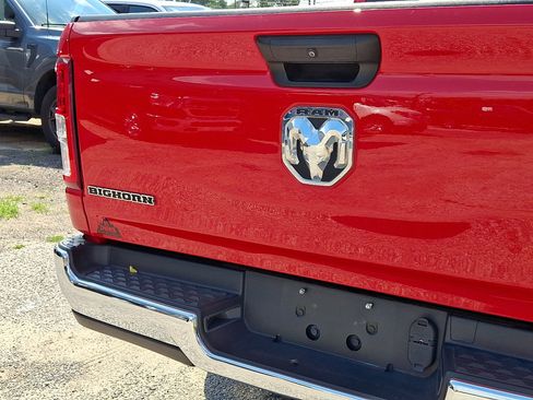 Used 2024 RAM 1500 Big Horn AWD/4WD image 18