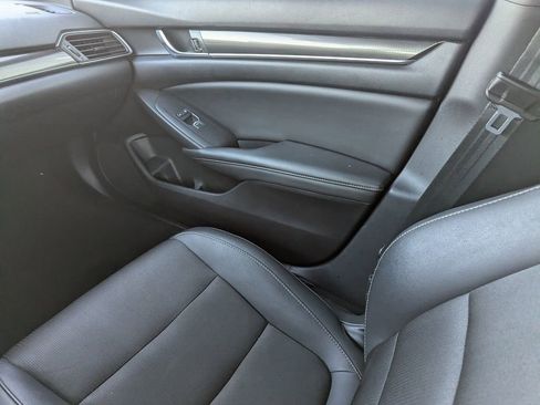 Used 2019 Honda Accord Sport image 13