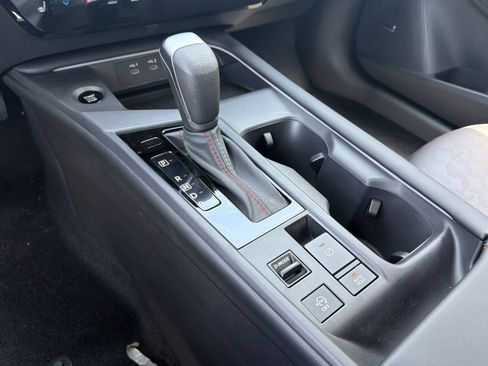 New 2026 Nissan Sentra SR w/ SR Premium Package FWD image 9