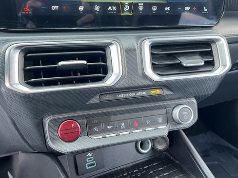 Used 2024 Ford Mustang Premium image 21