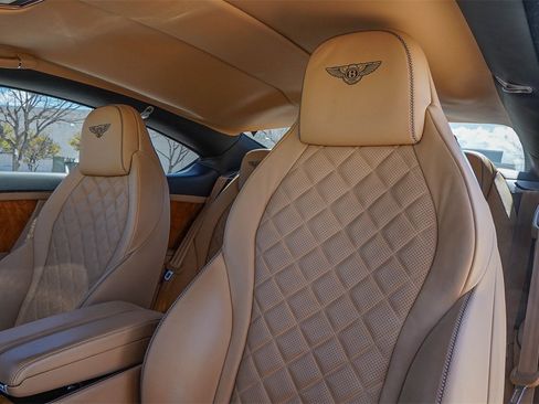Used 2016 Bentley Continental GT image 20