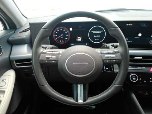 Used 2024 Hyundai Sonata SEL w/ Convenience Package image 28