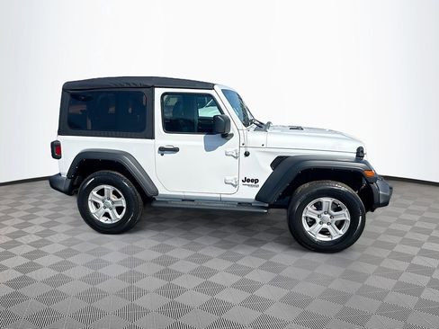 Used 2021 Jeep Wrangler Sport AWD/4WD image 5