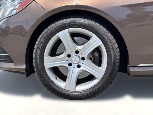 Used 2015 Mercedes-Benz E 250 BlueTEC 4MATIC Sedan image 13