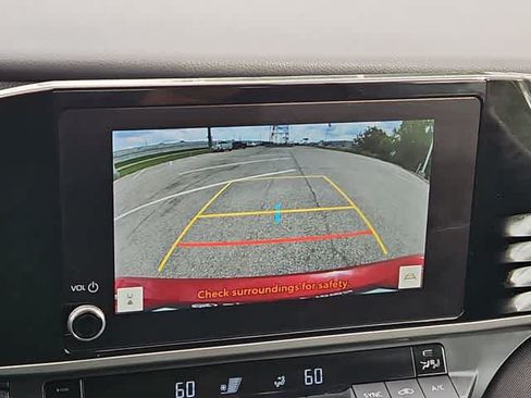 Used 2025 Toyota Camry LE FWD image 22