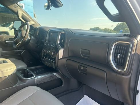 Used 2020 Chevrolet Silverado 2500 LTZ w/ LTZ Premium Package AWD/4WD image 18