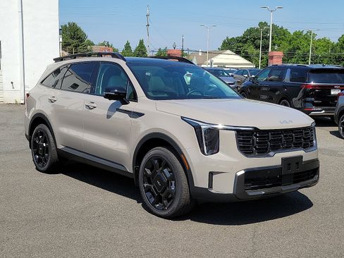 Used 2024 Kia Sorento SX image 1