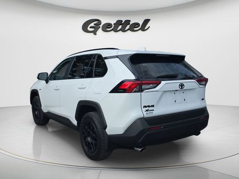 Used 2025 Toyota RAV4 XLE w/ Convenience Package image 7