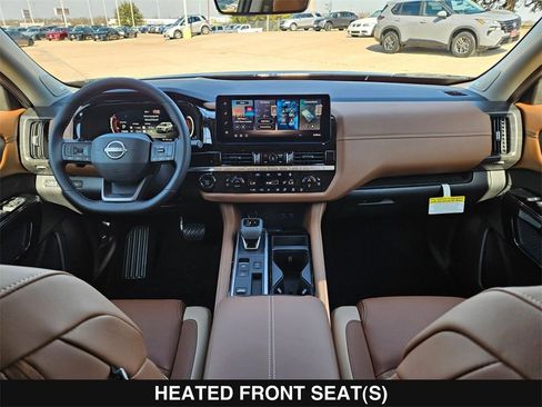 New 2026 Nissan Pathfinder Platinum image 21