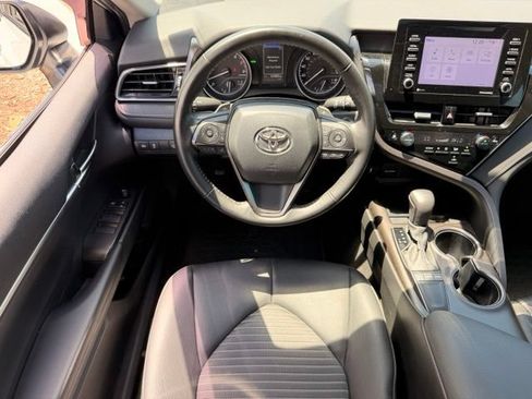 Used 2024 Toyota Camry SE w/ Convenience Package FWD image 13