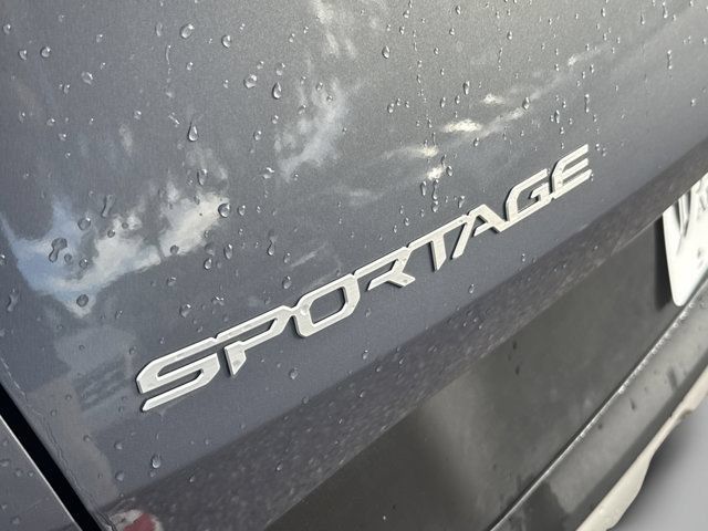 Used 2023 Kia Sportage EX FWD image 14