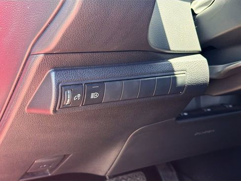 Used 2025 Toyota Corolla XSE FWD image 10