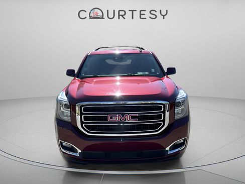 Used 2017 GMC Yukon SLT w/ Premium Edition image 11