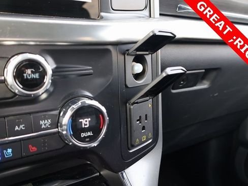 Used 2021 Ford F150 Lariat w/ Equipment Group 502A High image 26