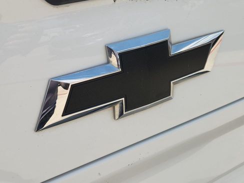 Certified 2023 Chevrolet Silverado 1500 RST w/ Redline Edition AWD/4WD image 14