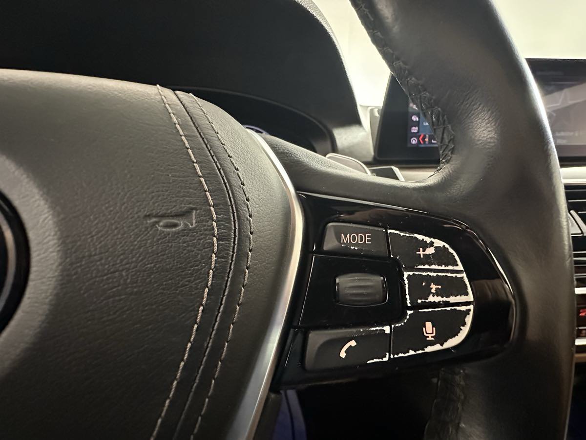 Used 2019 BMW 540i w/ Premium Package RWD image 34
