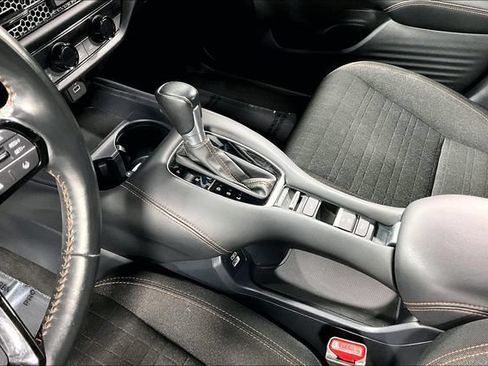 Used 2023 Honda HR-V Sport image 17