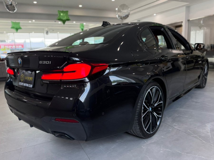Used 2023 BMW 530i w/ M Sport Package RWD image 8