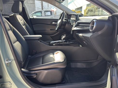 Used 2024 Chevrolet Trax ACTIV w/ Driver Confidence Package image 13