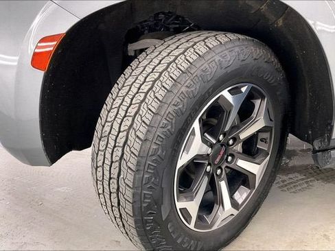 Certified 2023 GMC Yukon XL AT4 w/ AT4 Premium Package AWD/4WD image 34