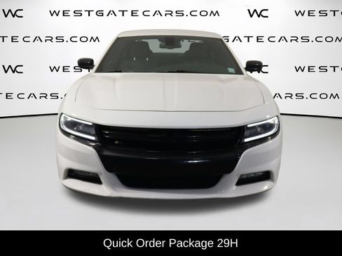 Used 2016 Dodge Charger SXT w/ Blacktop Package RWD image 2