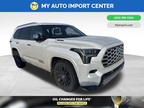 Used 2023 Toyota Sequoia Capstone image 1