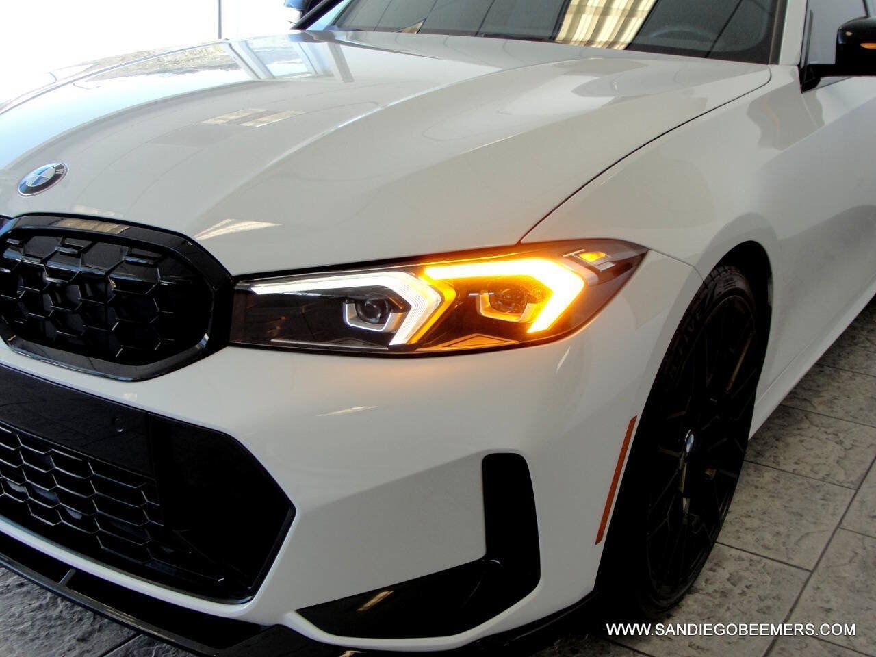 Used 2023 BMW 330i Sedan w/ M Sport Package RWD image 59