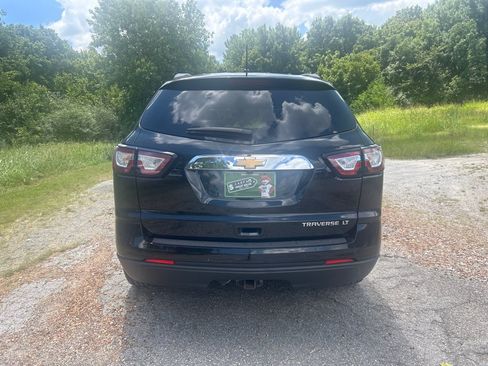 Used 2014 Chevrolet Traverse LT FWD image 4