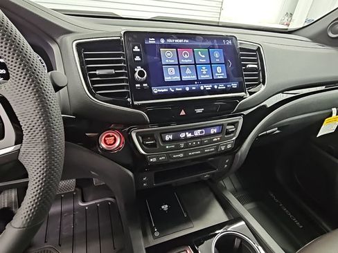 New 2026 Honda Ridgeline Black Edition image 12