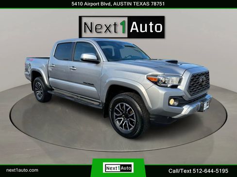 Used 2020 Toyota Tacoma 4x4 Double Cab image 2