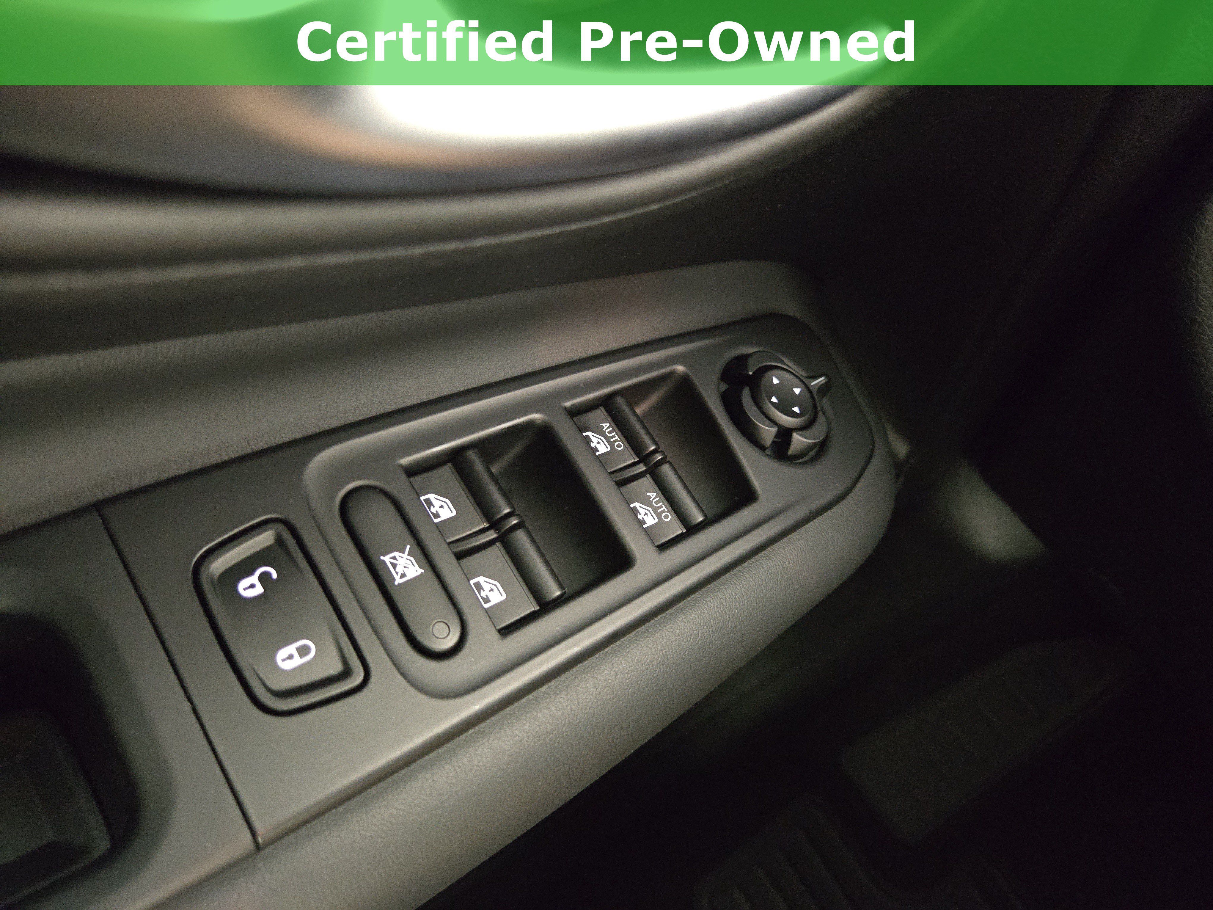 Certified 2022 Jeep Renegade Altitude w/ Convenience Group AWD/4WD image 31