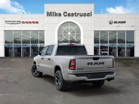 New 2026 RAM 1500 Big Horn AWD/4WD image 8