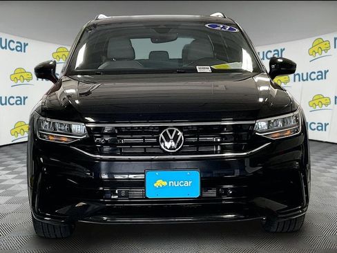 Certified 2023 Volkswagen Tiguan SE R-Line AWD/4WD image 2