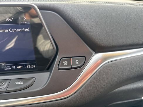 Used 2022 Chevrolet Blazer LT image 17