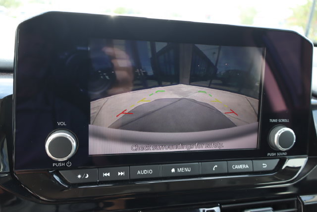 Used 2024 Nissan Pathfinder SV FWD image 38