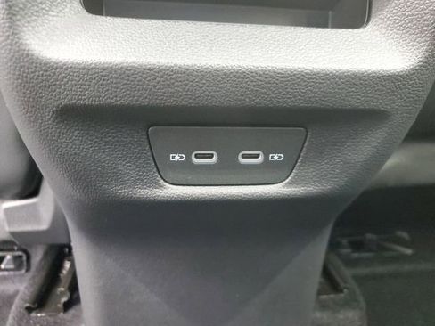 New 2026 Volkswagen Tiguan SE R-Line image 12