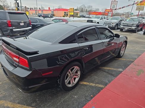 Used 2014 Dodge Charger R/T w/ Blacktop Package image 6